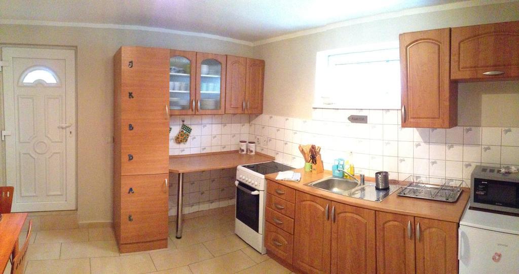 Guest House Fleurs Liptovský Mikuláš Dış mekan fotoğraf